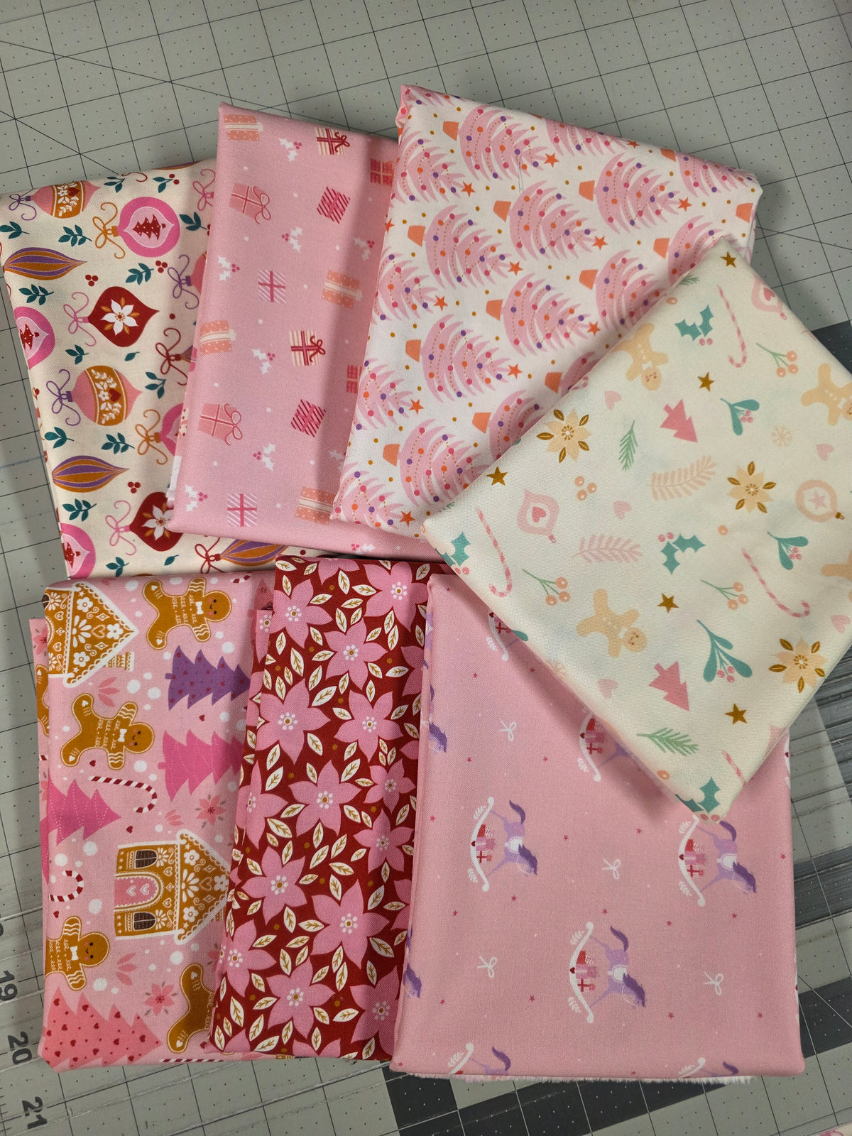 Mia Presley 1/2yd Bundle Sugar Plum Christmas